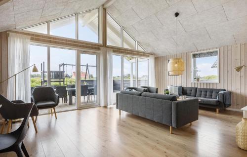 Nr. Lyngby Strand House | Lovely Home In Løkken With Sauna