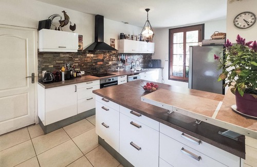 Montblanc House | Lovely home in Montblanc
