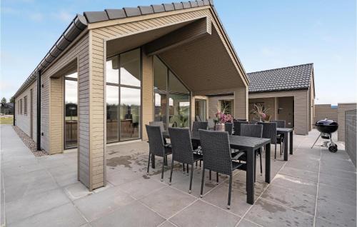 Houstrup House | Lovely Home In Nørre Nebel With Sauna