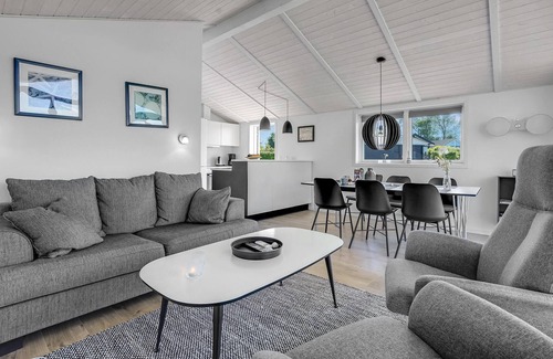 Nordborg House | Lovely home in Nordborg with kitchen