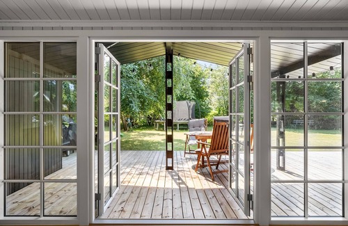 Klint House | Lovely home in Nykøbing Sj with kitchen