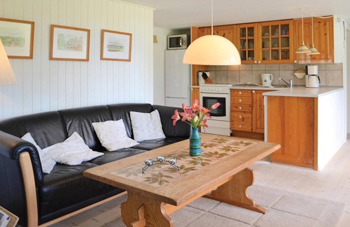 Jegum House | Lovely home in Oksbøl with sauna