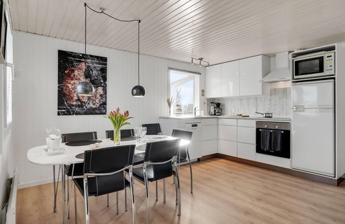 Hasmark Strand House | Lovely home in Otterup with kitchen