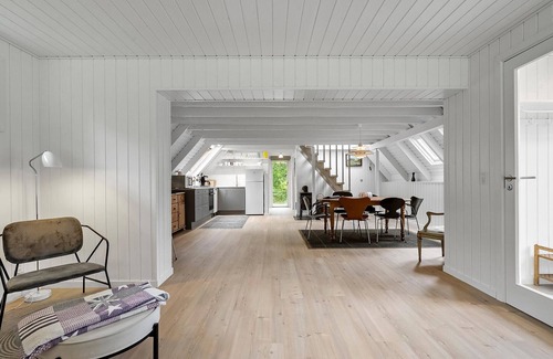Lodbjerg Hede House | Lovely home in Ringkøbing with kitchen