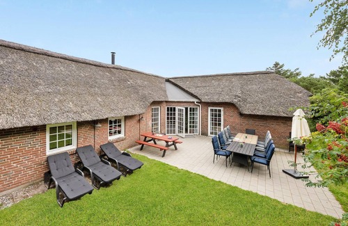 Sondervig House | Lovely home in Ringkøbing with sauna