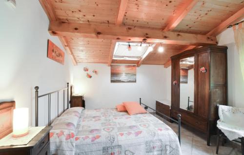 Vado Ligure House | Lovely Home In Sant'ermete With Kitchen