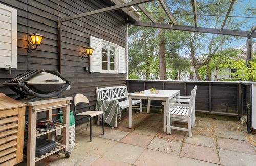 Solrod Strand House | Lovely home in Solrød Strand with WiFi