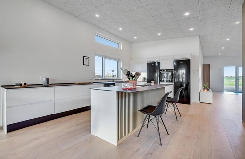 Lihme House | Lovely home in Spøttrup with WiFi