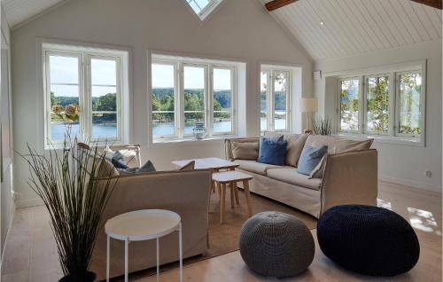 Stillingson House | Lovely Home In Stillingsön With Wifi