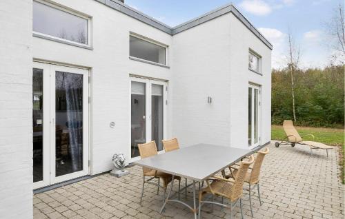 Skovmose House | Lovely Home In Sydals With Sauna