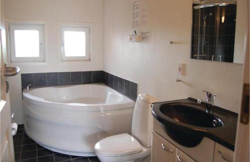 Thyholm House | Lovely Home In Thyholm With Sauna