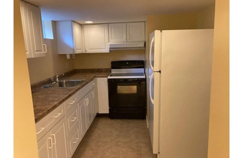 North Kingstown House | Lovely home minutes from Narragansett Bay, 19 minutes to Newport, sleeps 10