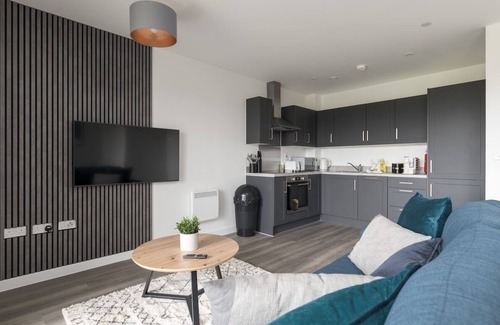 Willen Apartment | Lovely Home Near Canal, Park, & Central MK
