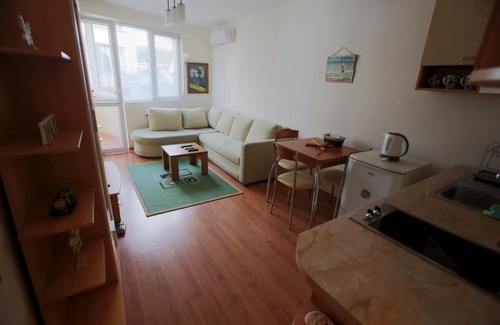 Lozenets Apartment | Lovely home, very good located!