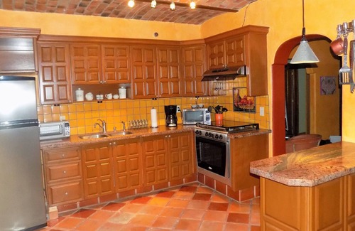 Riberas del Pilar House | Lovely Home with 2 bedrooms, 2 baths plus separate casita with 1 bedroom, 1 bath