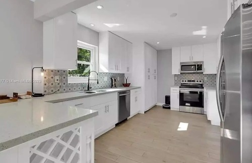 Boca Raton House | Lovely home with heated Pool a mile from the beach