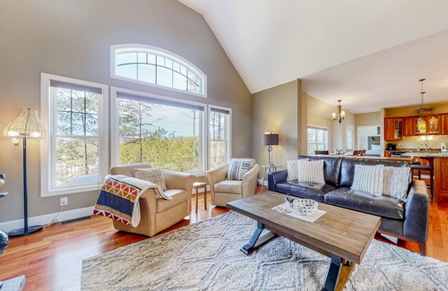 North Conway House | Lovely home with water view, hot tub, fireplace, & washer/dryer