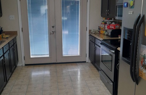 San Antonio House | Lovely house between 2 theme parks & Shopping SeaWorld, Fiesta Tx & La Cantera