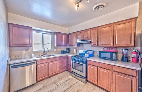 Rancho Oakey House | Lovely house - near the strip!