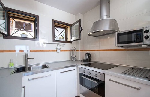 Almunecar Villa | Lovely house with sunny terraces, heated pool and sauna