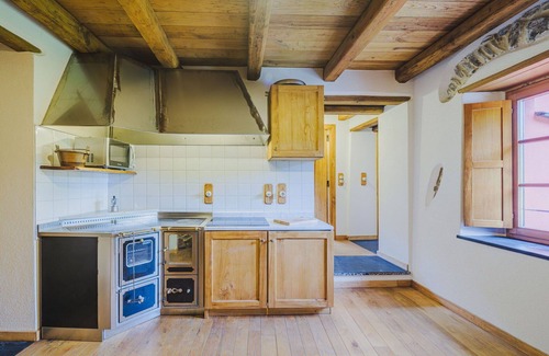 Velva Apartment | Lovely apartment for 4 guests with WIFI, TV, patio and parking