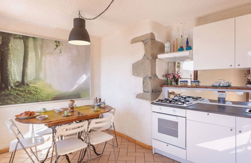 Bagni di Lucca Apartment | Lovely apartment for 5 guests with WIFI, private pool, TV and pets allowed