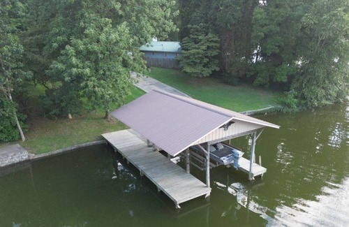 Leesburg House | Lovely Lake House on Beautiful Weiss Lake