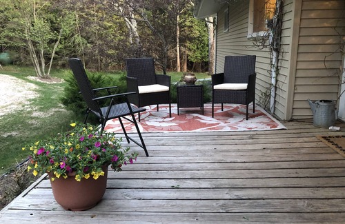 Charlevoix House | Lovely lakefront home with stunning view of the lake