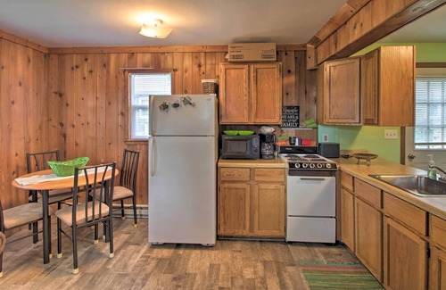 Detroit Lakes Cabin | Lovely Lakefront Hideaway - Bring Your Boat!