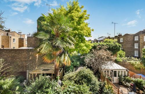 Abingdon Apartment | Lovely large 1 bed renovated flat w balcony & 600MB WiFi