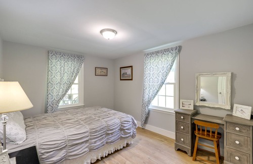 Leicester House | Lovely Leicester Home w/ Stunning Mountain Views!