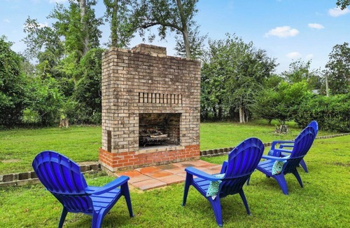 Marianna House | Lovely Lime - Updated - Near Hospital and College