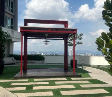 Bandar Baru Bangi Apartment | Lovely Luxury Poolview