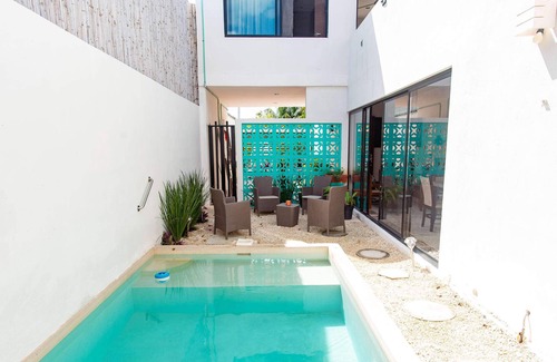 Progreso Municipality Villa | Lovely Modern 3BR Villa, own Pool, 200m from the Beach!