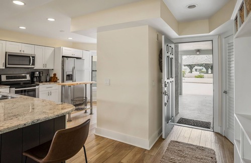 Saint Helena Island Villa | Lovely, Modern First Floor Condo with an OCEAN VIEW! Resort Access Included! Golf Cart Included!