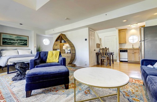 Norwich Villa | Lovely Norwich Villa w/Shared Amenities!