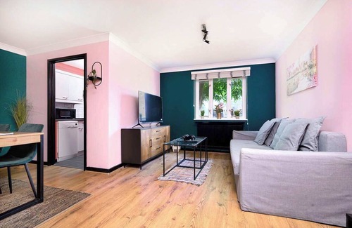 Bushey House | Lovely One Bed Flat in Bushey