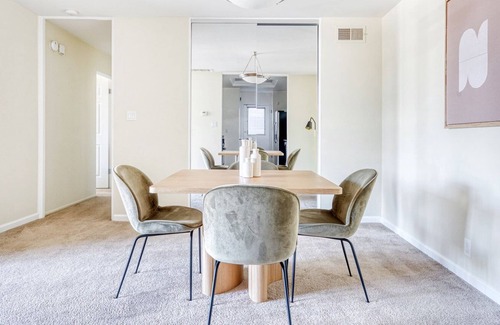 Palo Alto Apartment | Lovely Palo Alto 2BR w/ Gym, Pool, 3 min drive to Stanford, by Blueground
