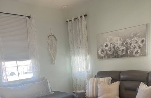 San Tan Valley Cottage | Lovely private guest suite Queen Creek. Near Schnepf,Horseshoe Park,Olive Mill.