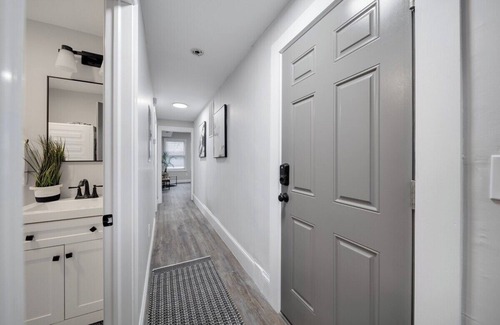 South Boston Apartment | Lovely Private Room with Shared Kitchen near BMC