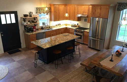 Cooperstown House | Lovely Private Setting