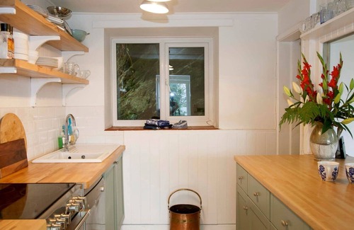 Tan-y-groes House | Lovely renovated stone built School House in LLangrannog. Sleeps 6, near the sea, family friendly.