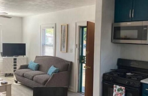 Near North Valley Apartment | Lovely rental within minutes from downtown. Unit B