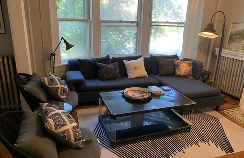 Albany Apartment | Lovely sophisticated renovated 2 BR