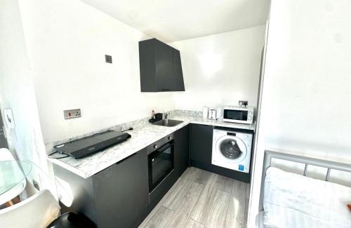 Tooting Apartment | Lovely Studio in Central London - 7