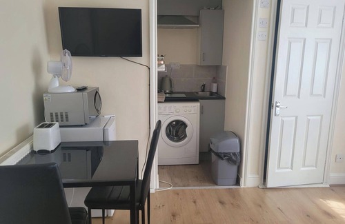 Reading House | Lovely Studio in Town Centre