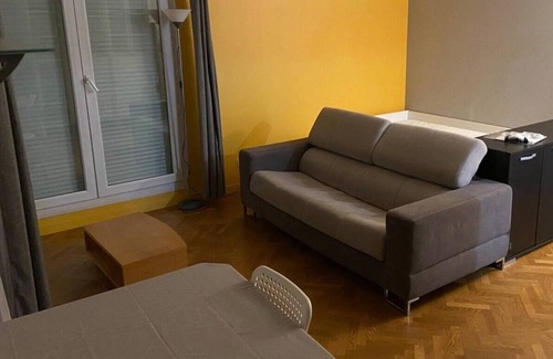 Issy-les-Moulineaux Apartment | Lovely studio overlooking Paris Eiffel Tower