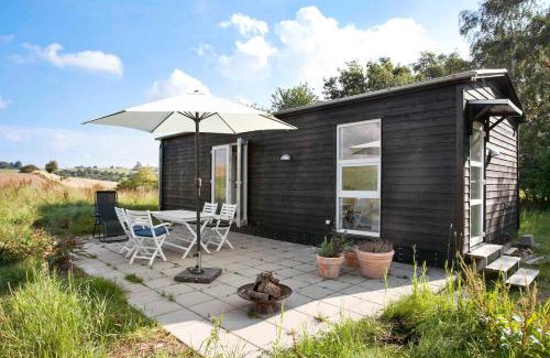 Hoensinge House | Lovely Summer House Close To The Water