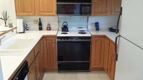 Lincoln Apartment | Lovely Townhouse with Views