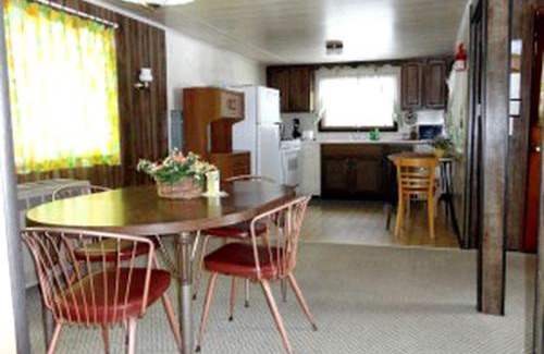 Eagle River House | Lovely Two-Bedroom Family Cabin Rental with Lake Views near Eagle River, Wisconsin